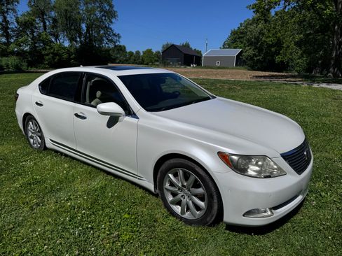 Used 2007 Lexus LS 460 L RWD image 4