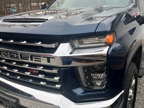 Used 2020 Chevrolet Silverado 2500 LTZ image 12