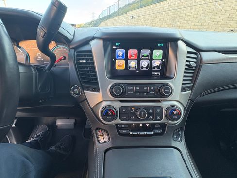 Used 2019 GMC Yukon Denali w/ Denali Ultimate Package AWD/4WD image 11