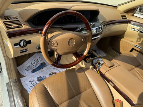 Used 2008 Mercedes-Benz S 550 image 10