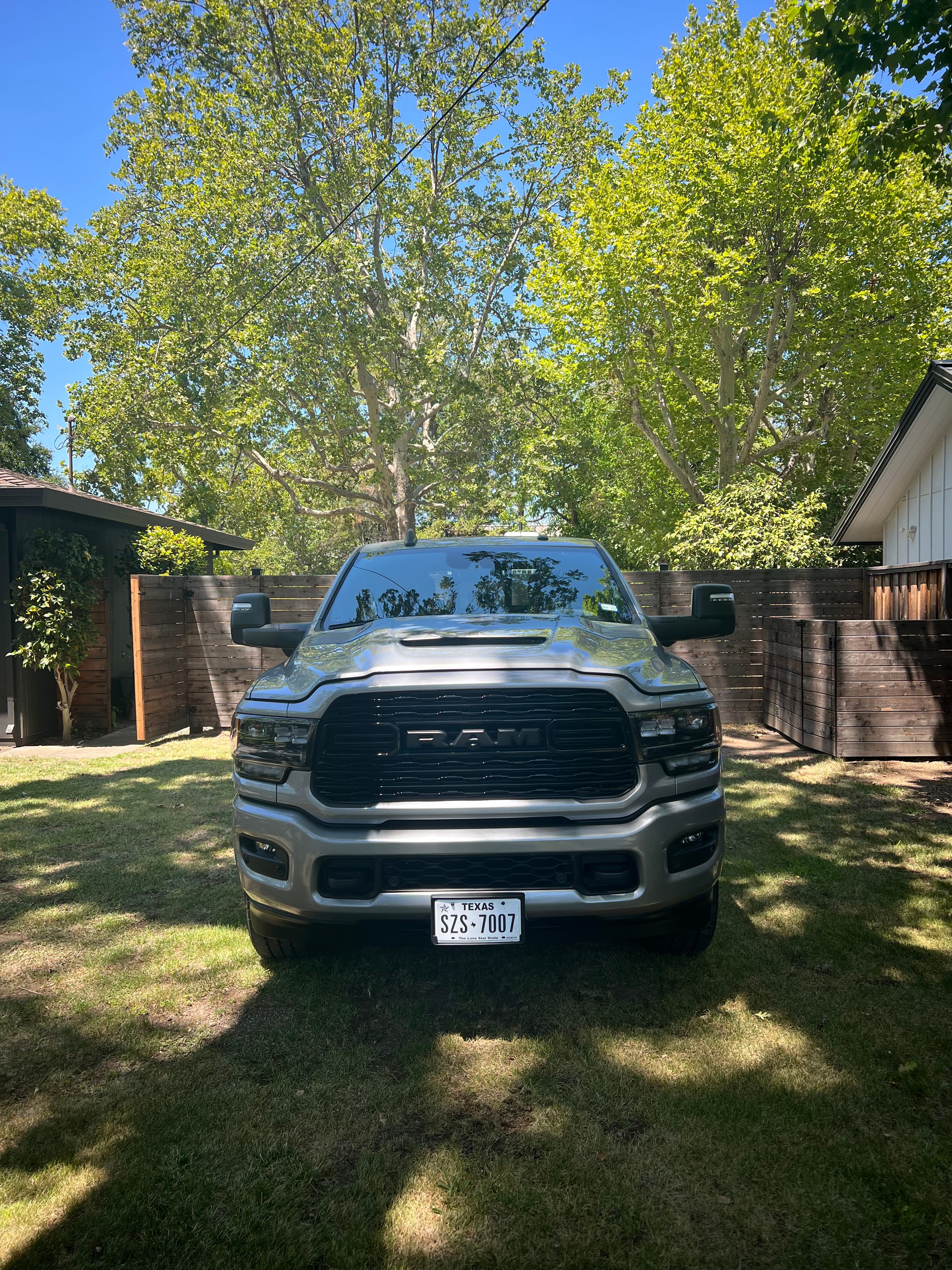 Used 2023 RAM 2500 Limited AWD/4WD image 11