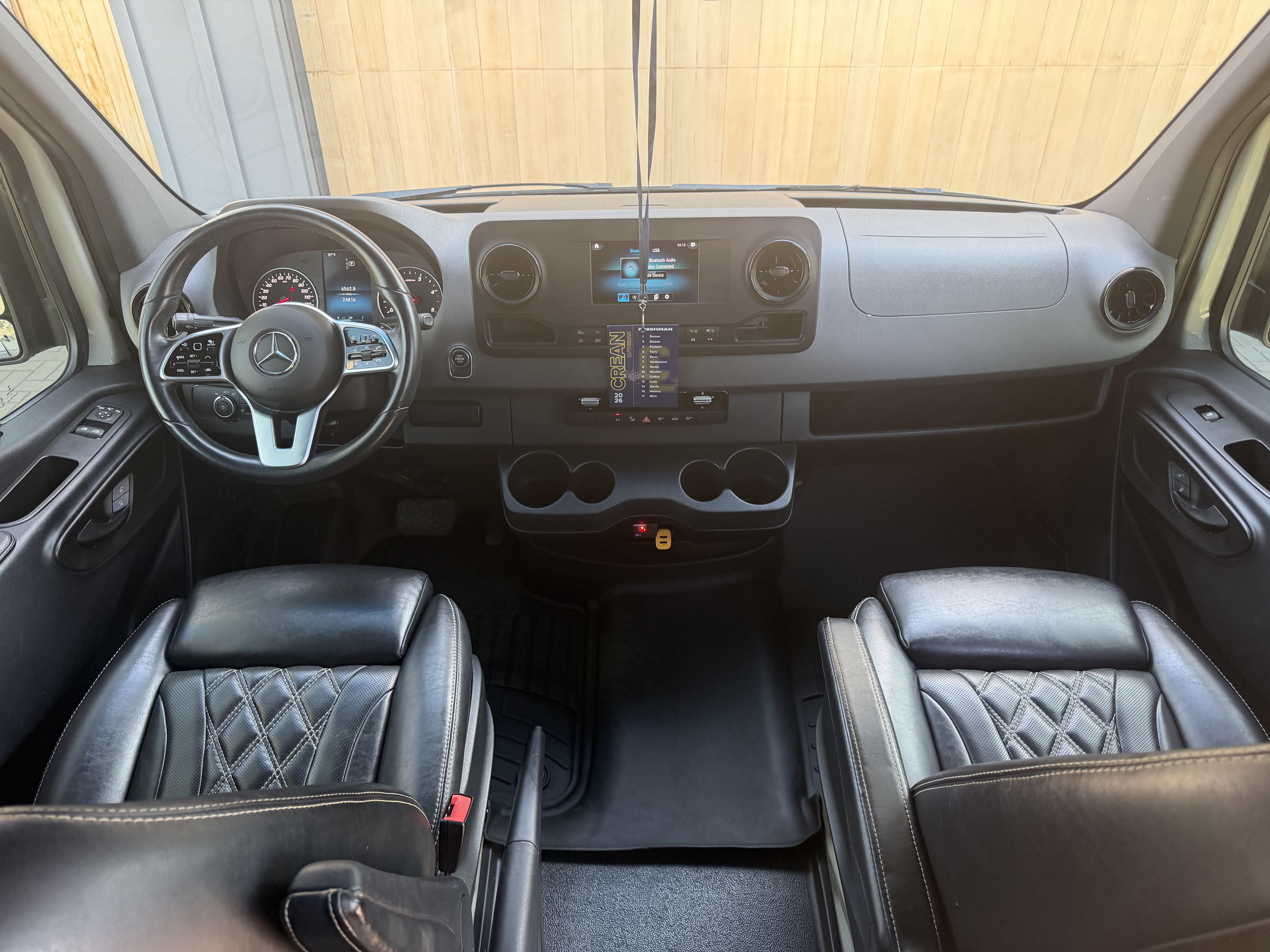 Used 2021 Mercedes-Benz Sprinter 2500 image 9