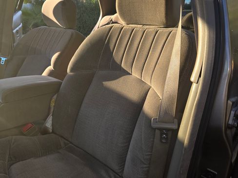 Used 2002 Buick Century Custom w/ Custom Premium Pkg image 18