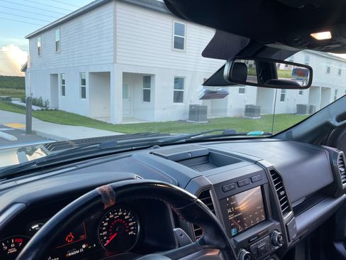 Used 2018 Ford F150 Raptor w/ Equipment Group 802A Luxury image 12