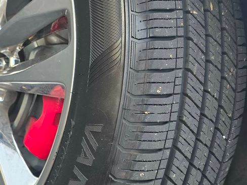 Used 2015 Kia Sorento SX image 21