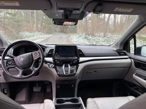 Used 2018 Honda Odyssey Elite image 13