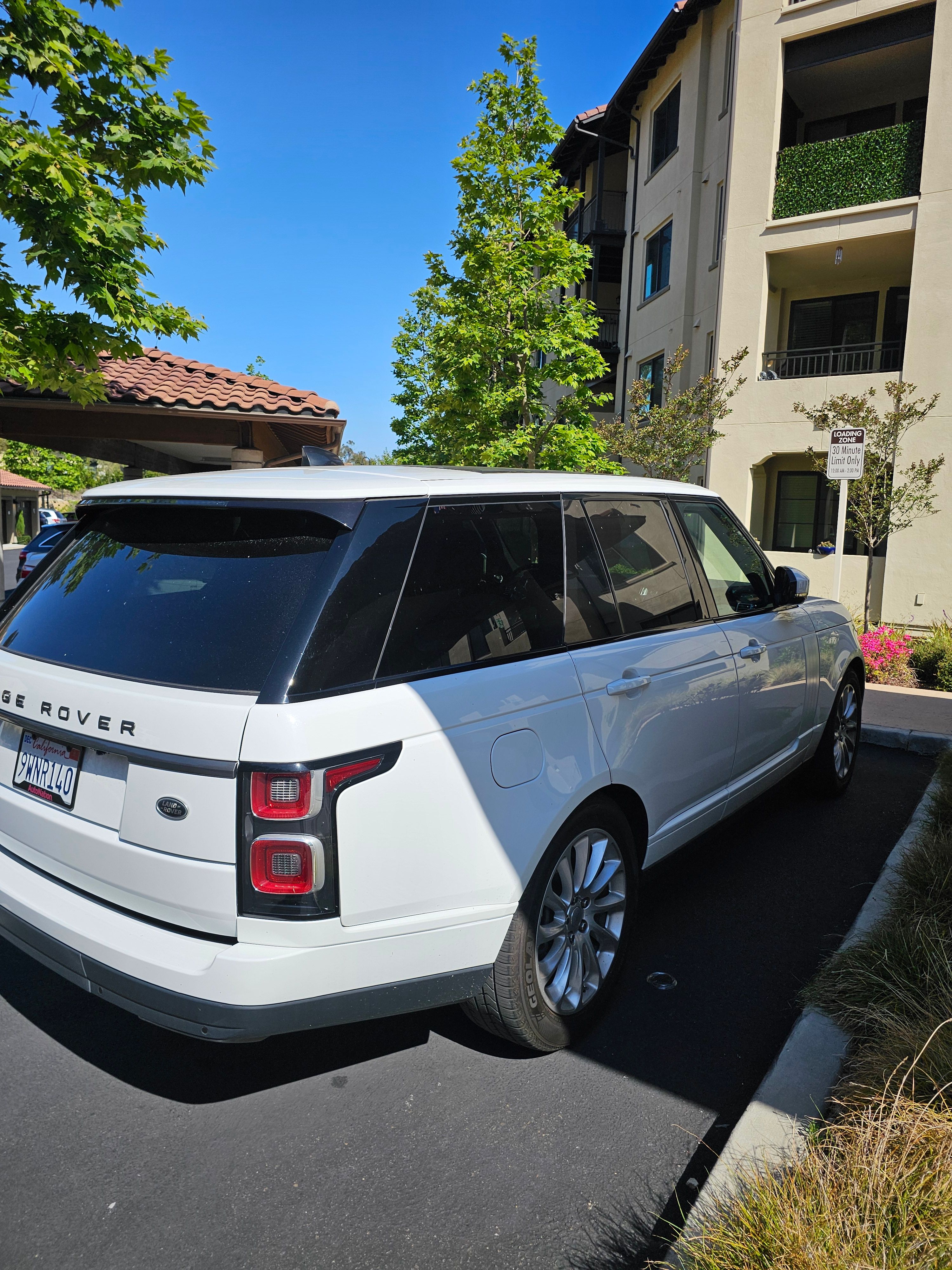Used 2020 Land Rover Range Rover AWD/4WD image 5
