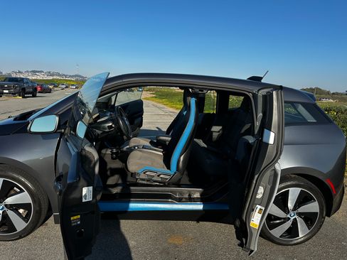 Used 2017 BMW i3 w/ Range Extender image 11