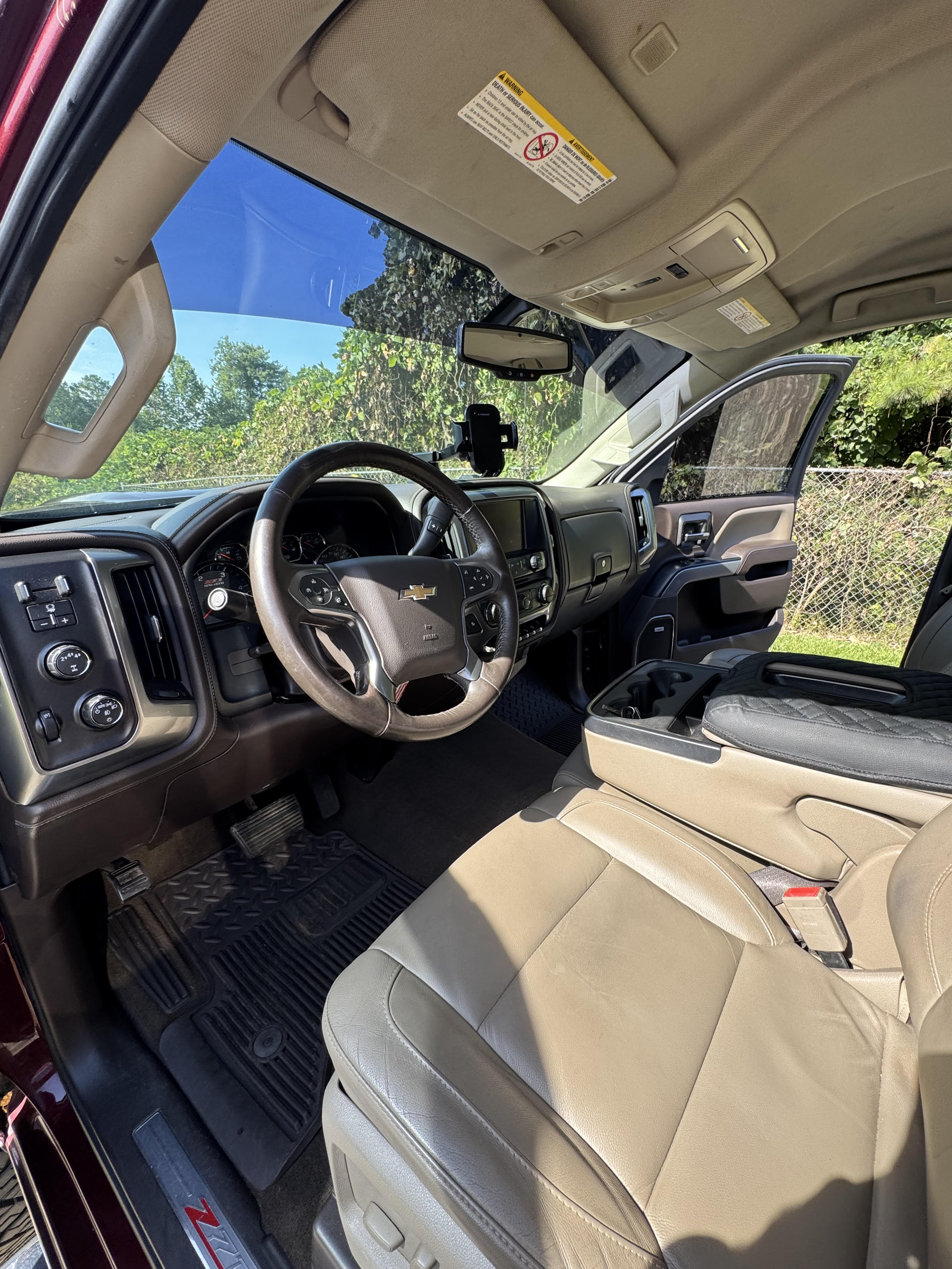 Used 2017 Chevrolet Silverado 2500 LTZ w/ Duramax Plus Package AWD/4WD image 14