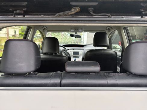 Used 2013 Toyota Prius Persona Series image 9