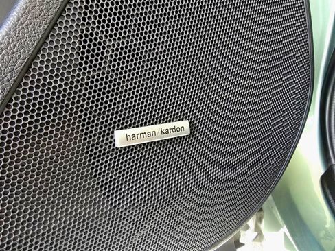 Used 2017 Subaru Forester 2.5i Touring image 18