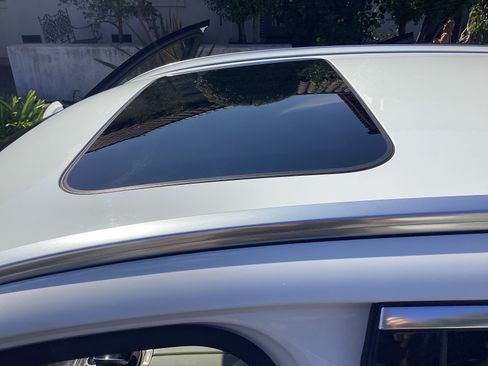 Used 2019 Mercedes-Benz E 450 4MATIC Wagon image 8