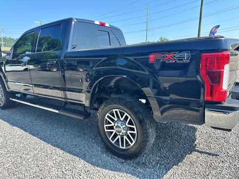 Used 2019 Ford F250 Lariat w/ Lariat Ultimate Package image 6