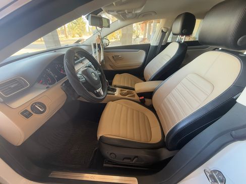 Used 2014 Volkswagen CC Sport image 9