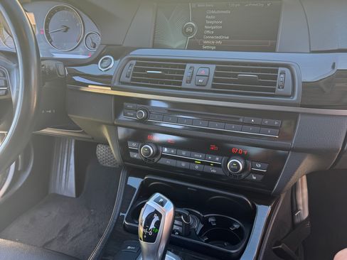 Used 2011 BMW 535i 535i Sedan 4D image 9