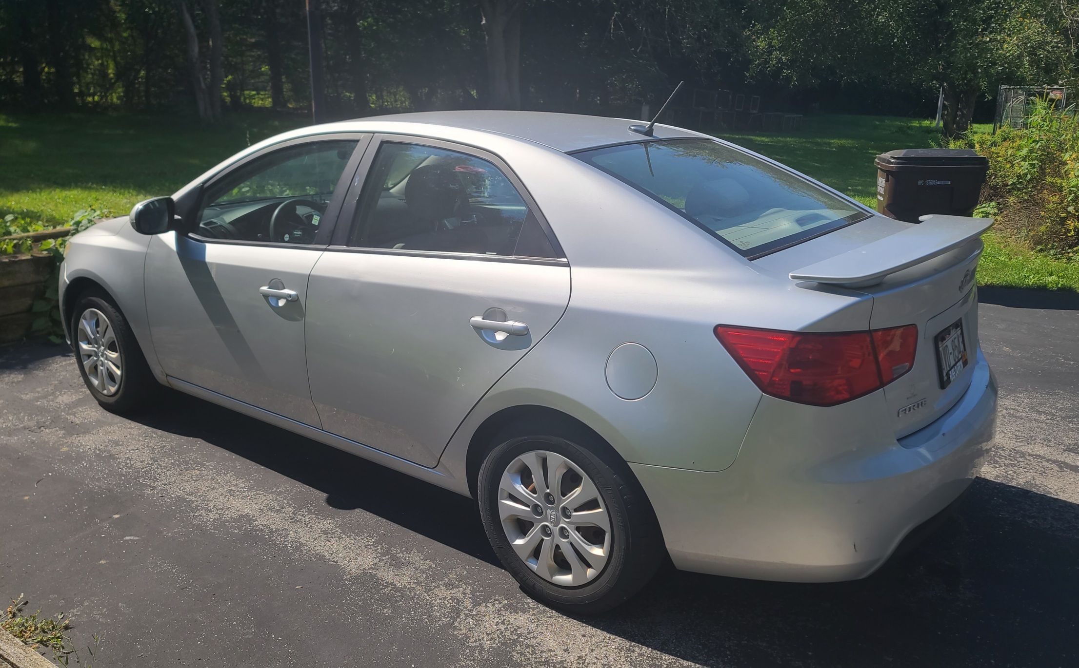 Used 2013 Kia Forte EX FWD image 1