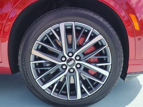 Used 2025 Cadillac XT6 Sport w/ Platinum Package image 10