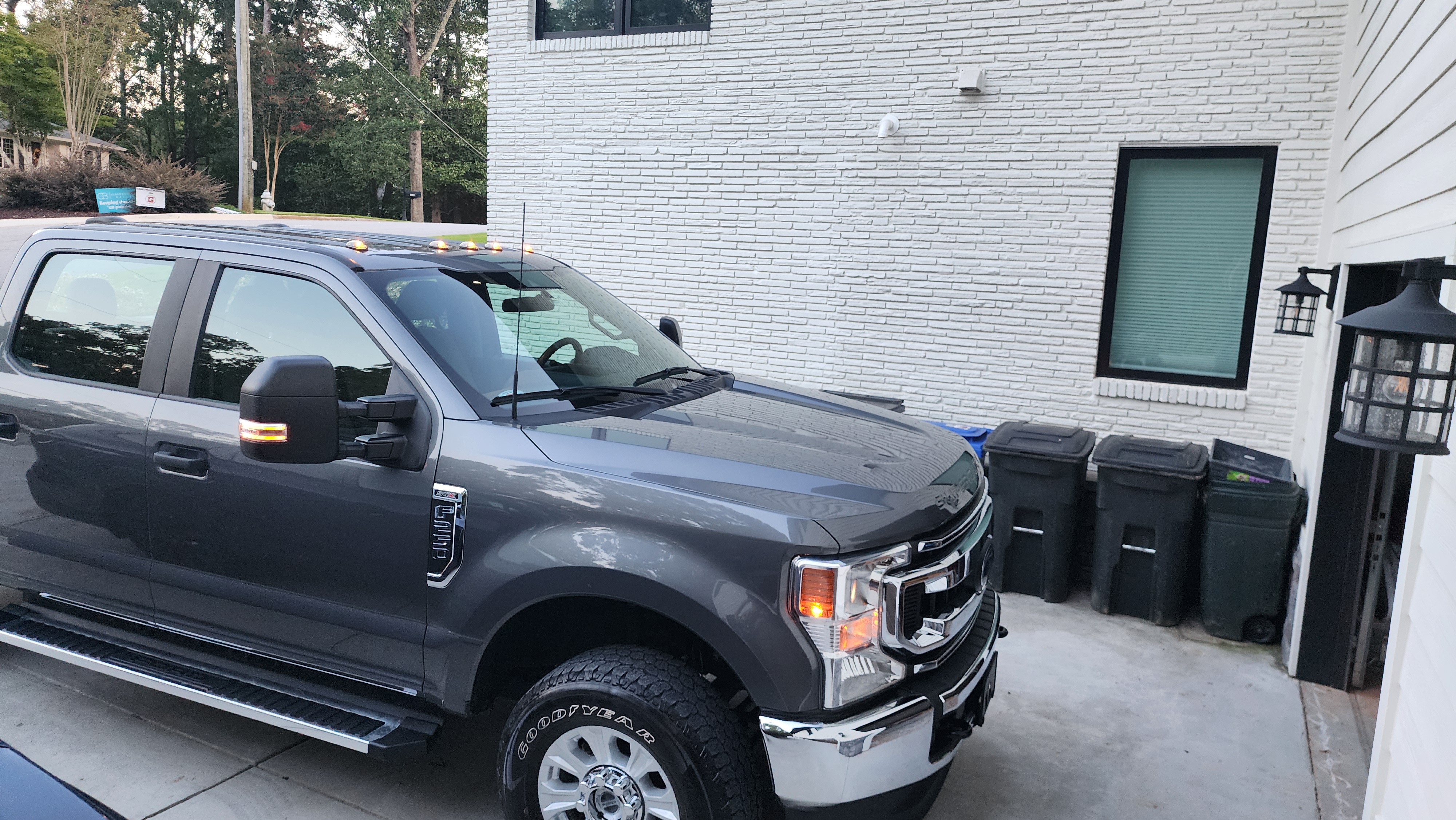 Used 2022 Ford F250 XL w/ STX Appearance Package AWD/4WD image 2