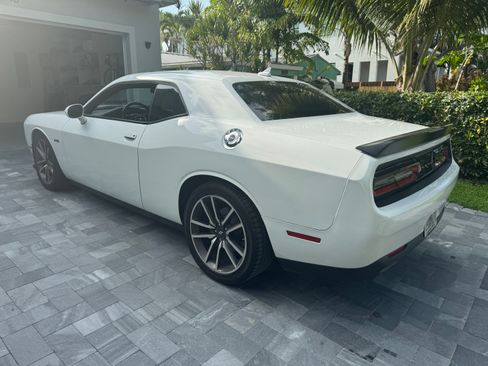 Used 2023 Dodge Challenger R/T RWD image 6