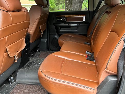 Used 2014 RAM 1500 Laramie Longhorn w/ Convenience Group image 9