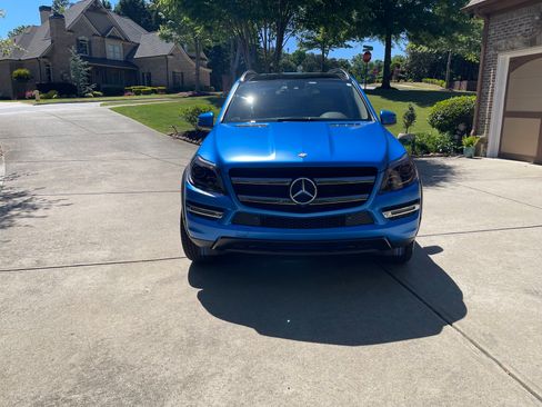 Used 2015 Mercedes-Benz GL 450 4MATIC image 2
