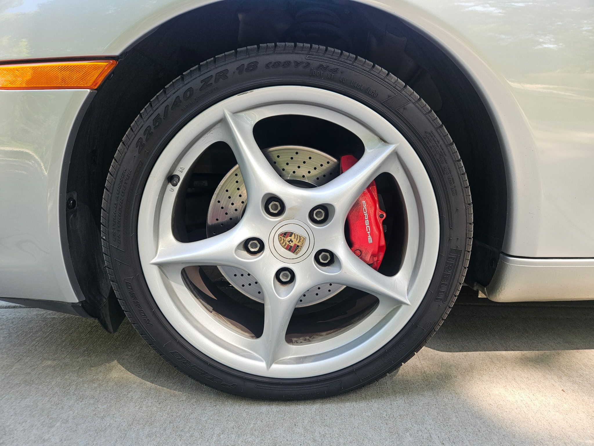 Used 2005 Porsche 911 Cabriolet image 2