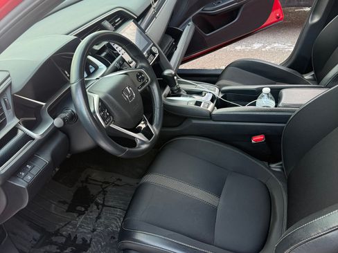 Used 2020 Honda Civic Sport image 9