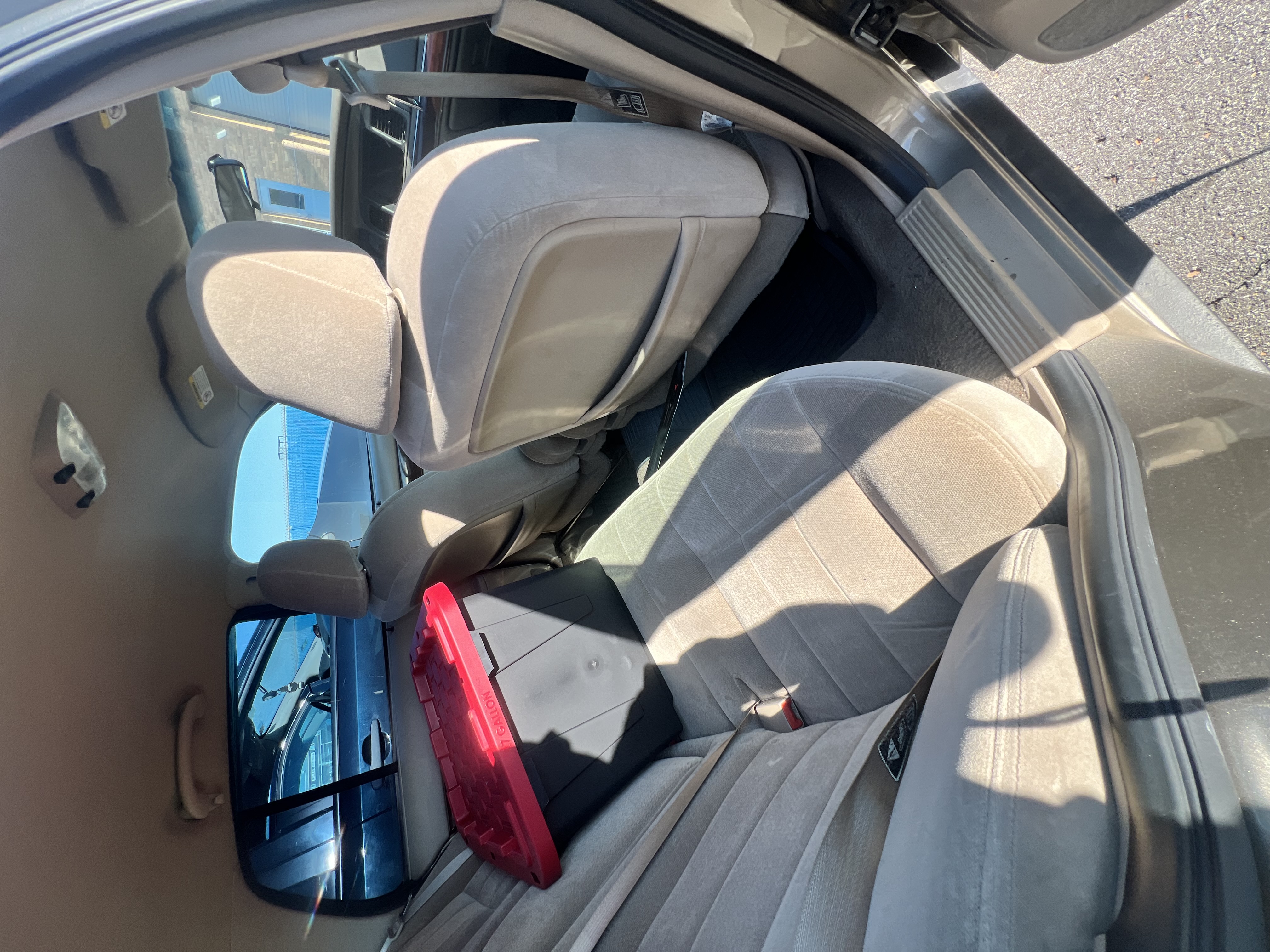 Used 2003 Mercury Grand Marquis GS RWD image 24