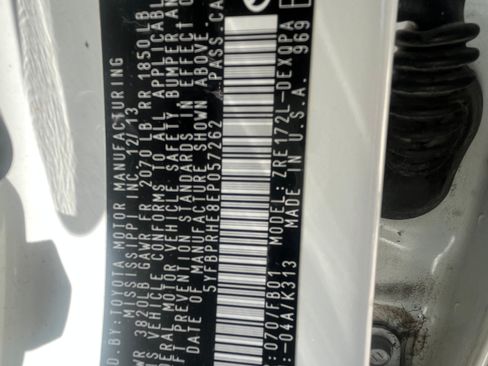 Used 2014 Toyota Corolla LE FWD image 22