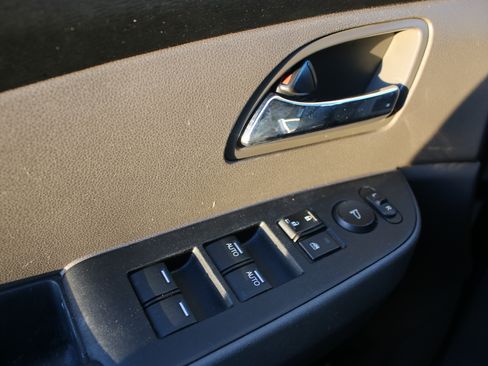 Used 2014 Honda Odyssey EX-L image 28