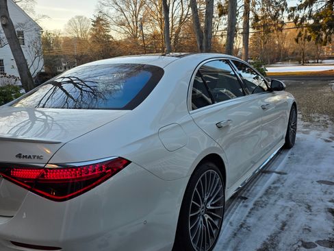 Used 2023 Mercedes-Benz S 500 4MATIC image 17