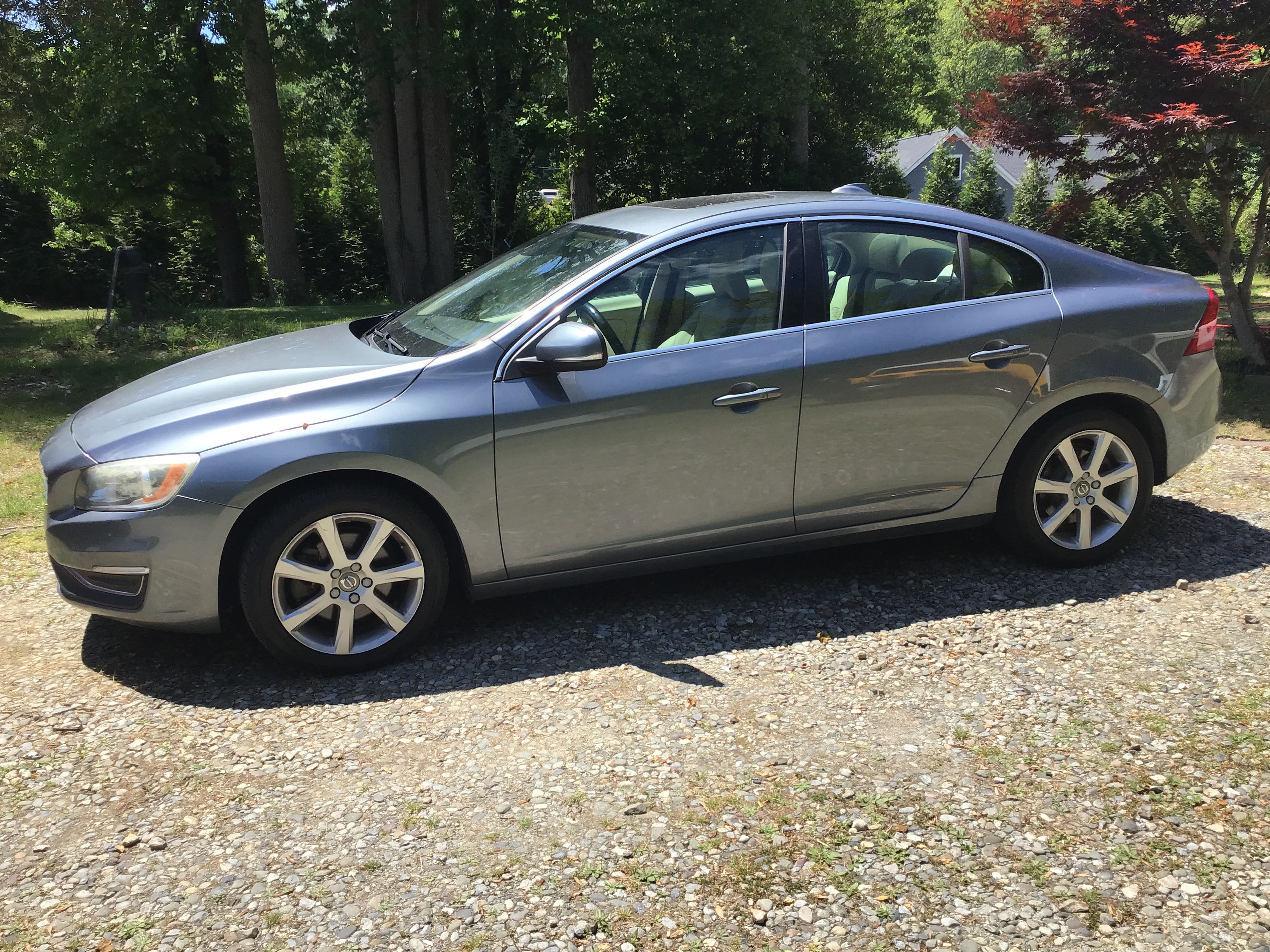 Used 2016 Volvo S60 T5 Premier FWD image 1