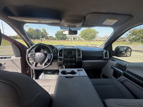 Used 2015 Ford F150 XLT w/ Equipment Group 301A Mid RWD image 25