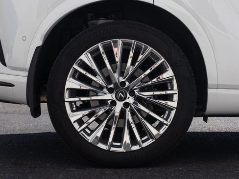 Used 2025 Lexus RX 500h F Sport w/ Convenience Package image 6