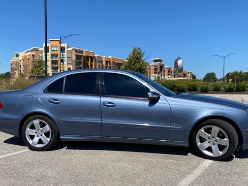 Used 2004 Mercedes-Benz E 320 Sedan image 1