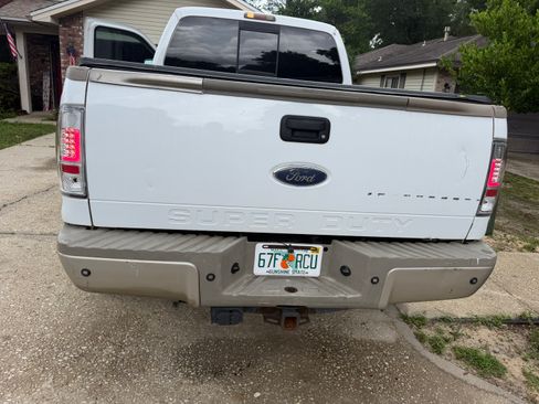 Used 2008 Ford F350 King Ranch AWD/4WD image 4