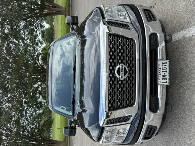 Used 2018 Nissan Titan SV w/ SV Convenience Package AWD/4WD image 9