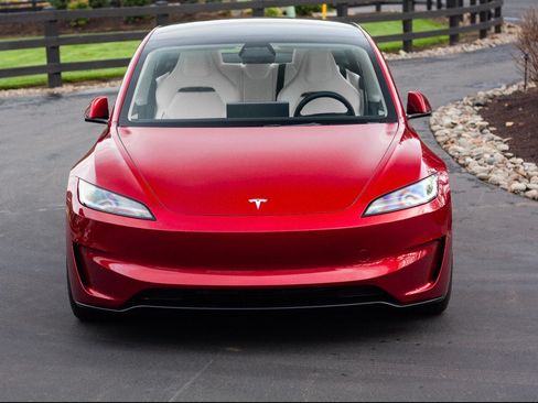 Used 2024 Tesla Model 3 Performance image 4