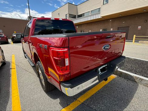 Used 2022 Ford F150 XLT w/ Equipment Group 302A High AWD/4WD image 9