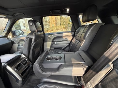 Used 2016 Land Rover Range Rover Sport Supercharged image 17