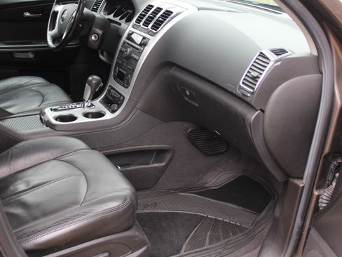 Used 2010 GMC Acadia SLT w/ Spring Special Package SLT-1 image 14