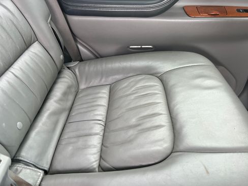 Used 2007 Lexus LX 470 470 Sport Utility 4D image 28