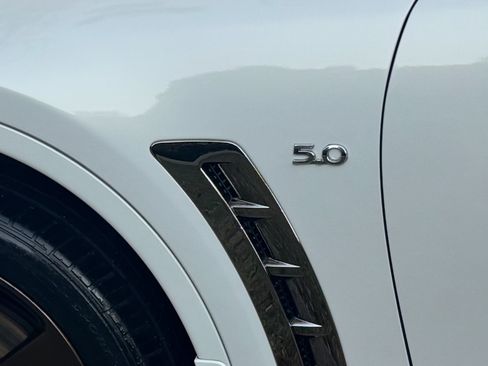 Used 2014 INFINITI QX70 AWD w/ Sport Technology Package image 2