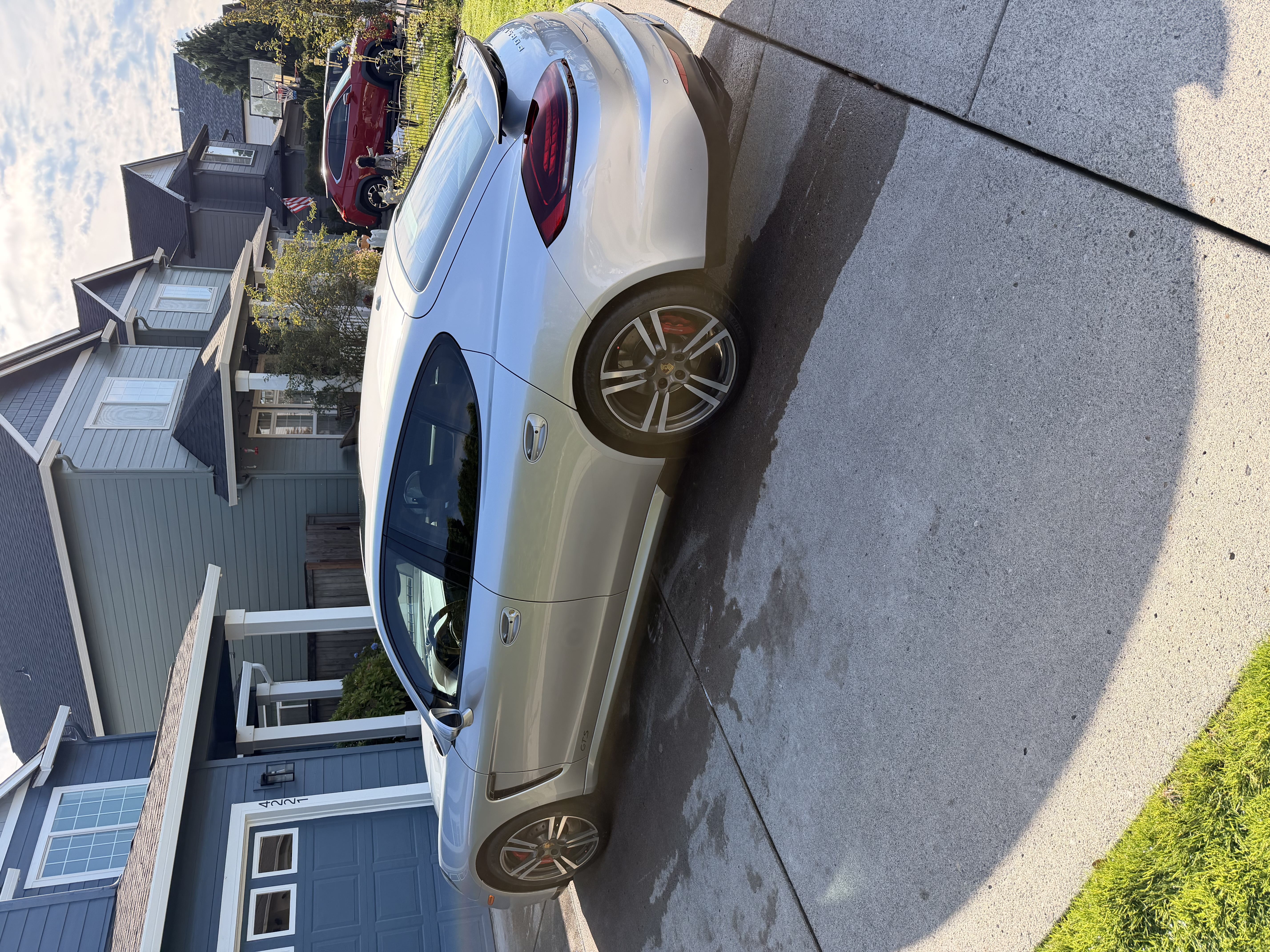 Used 2015 Porsche Panamera GTS AWD/4WD image 8