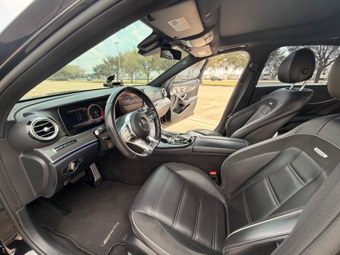 Used 2019 Mercedes-Benz E 63 AMG S image 19