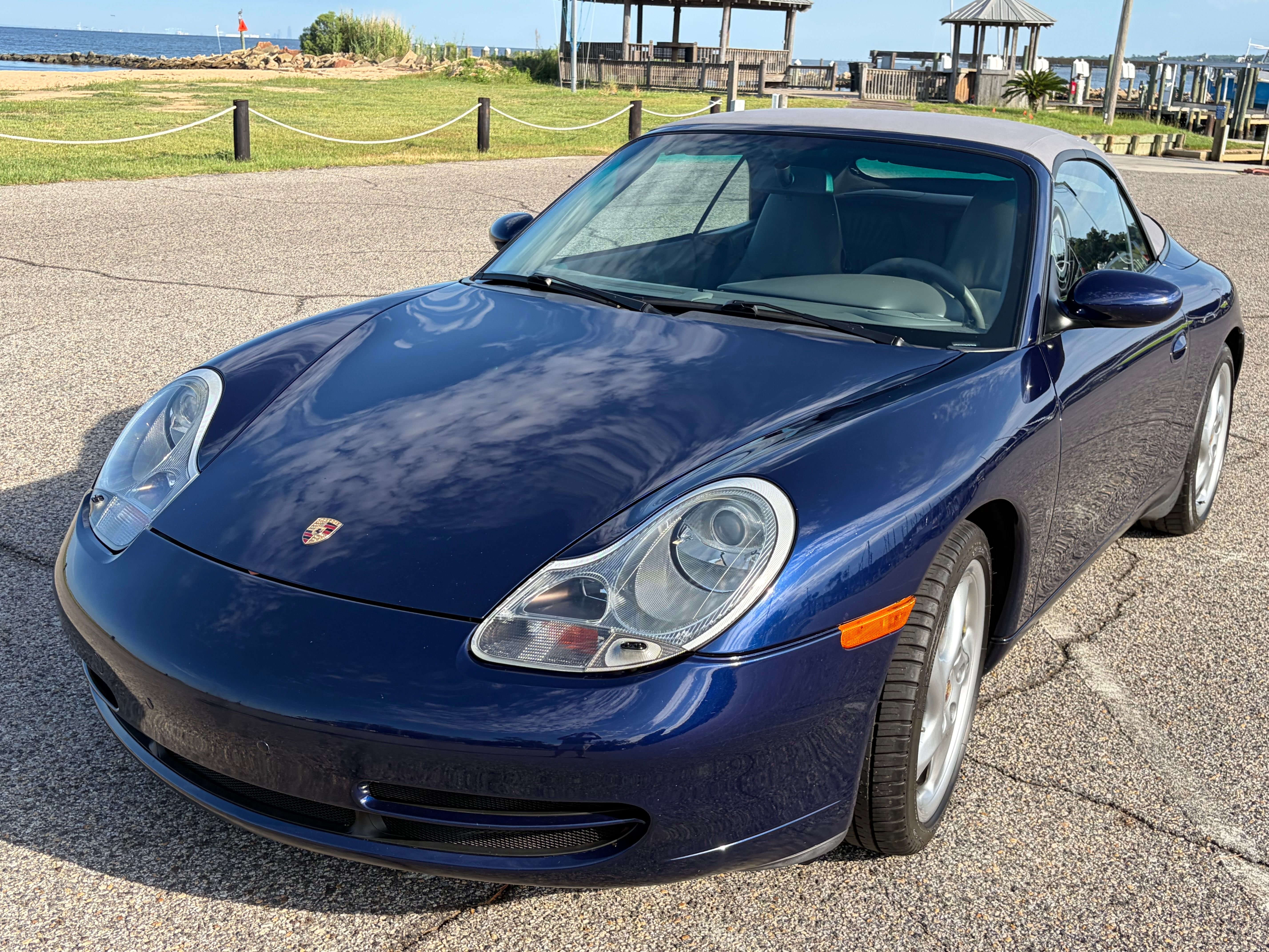Used 2001 Porsche 911 Carrera RWD image 5