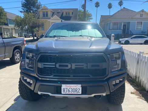 Used 2019 Ford F150 Raptor w/ Equipment Group 802A Luxury AWD/4WD image 6