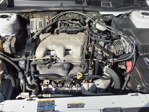 Used 2004 Oldsmobile Alero GL image 19