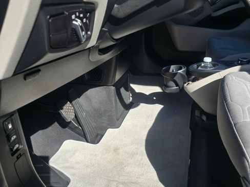 Used 2014 BMW i3 w/ Range Extender image 19