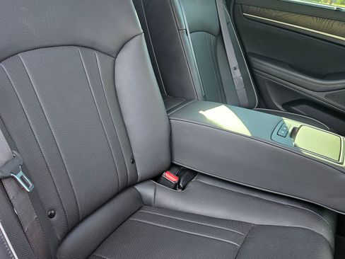 Used 2018 Genesis G80 5.0 Ultimate image 4